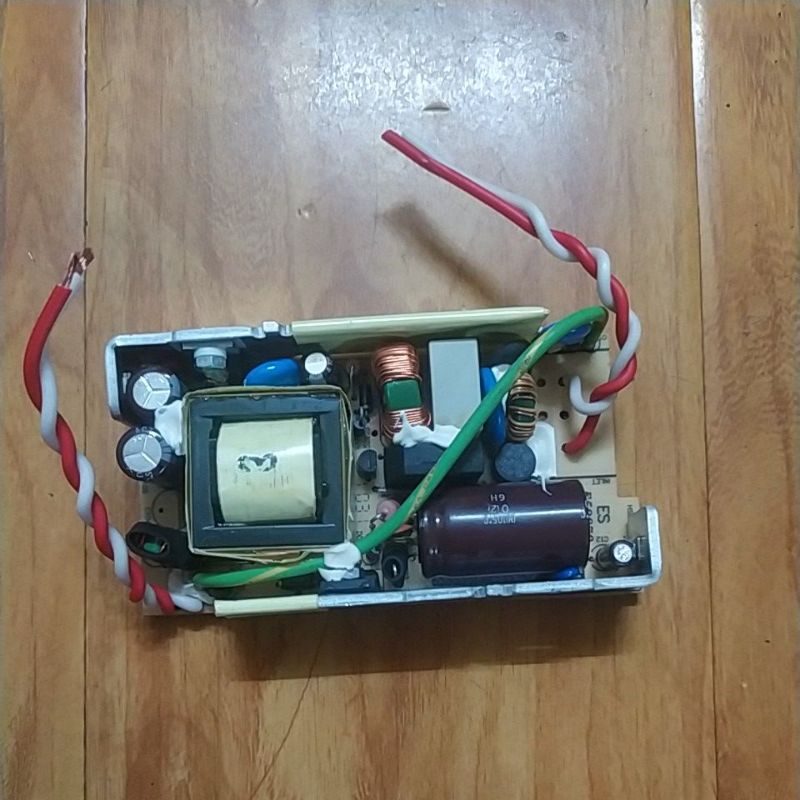 Mạch nguồn 15V 3A. Hàng tháo máy.