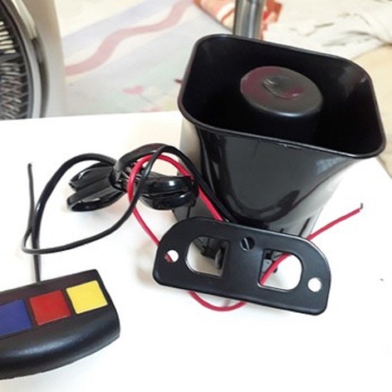 Còi Hú Police 3 Nút Gắn Được Nhiều Loại Xe