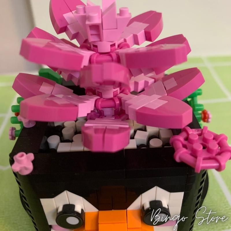 MÔ HÌNH LẮP RÁP CHẬU CÂY PENGUIN 562 CHI TIẾT