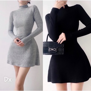 Đầm dáng xoè len cổ lọ dài tay