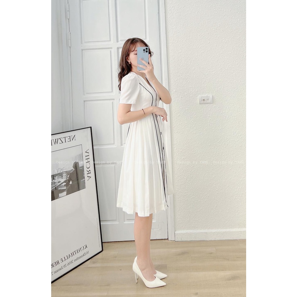 Váy trắng cổ tym tay bồng soc đen YV61 Silvery YAME