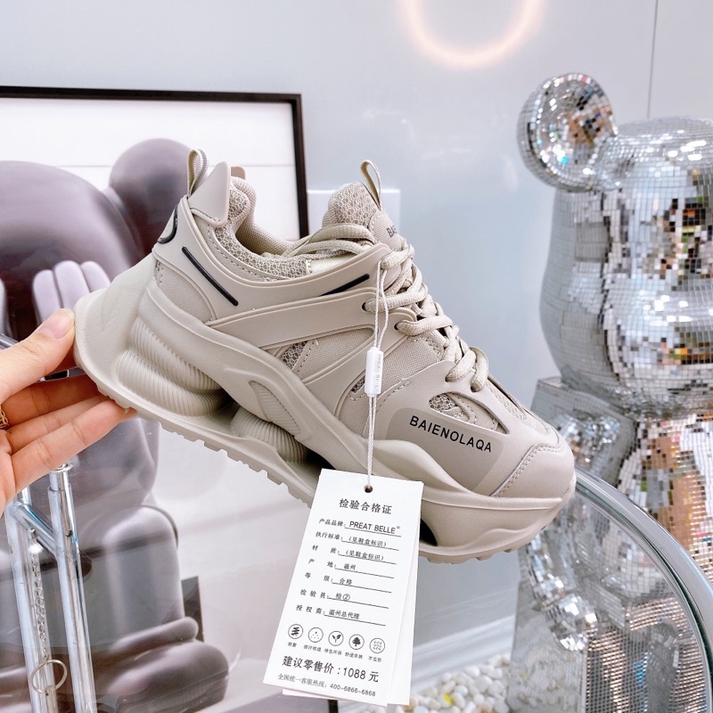 Giày thể thao dây buộc Ba Len đế êm cao