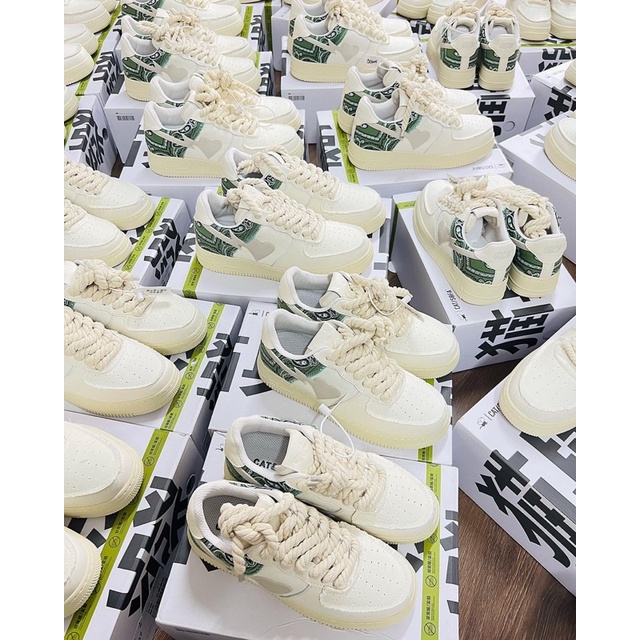 Giày Sneaker Cat & Sofa " Badana " AC197 | PiuPiu Authentic