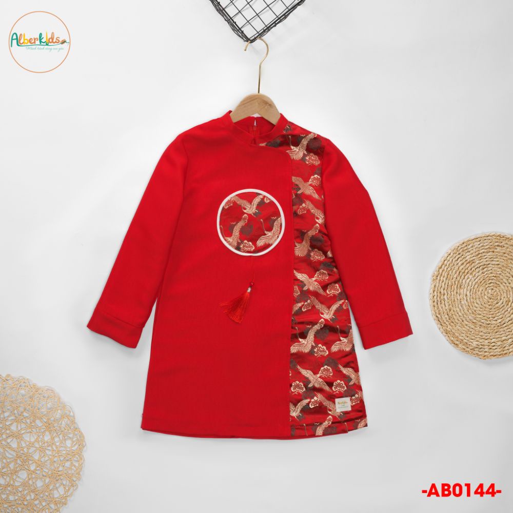 Áo dài bé trai ALBERKIDS ĐỎ gấm phối tùng hạc cho trẻ em 3,4,5,6,7,8,9,10,11,12 tuổi [AB0144]