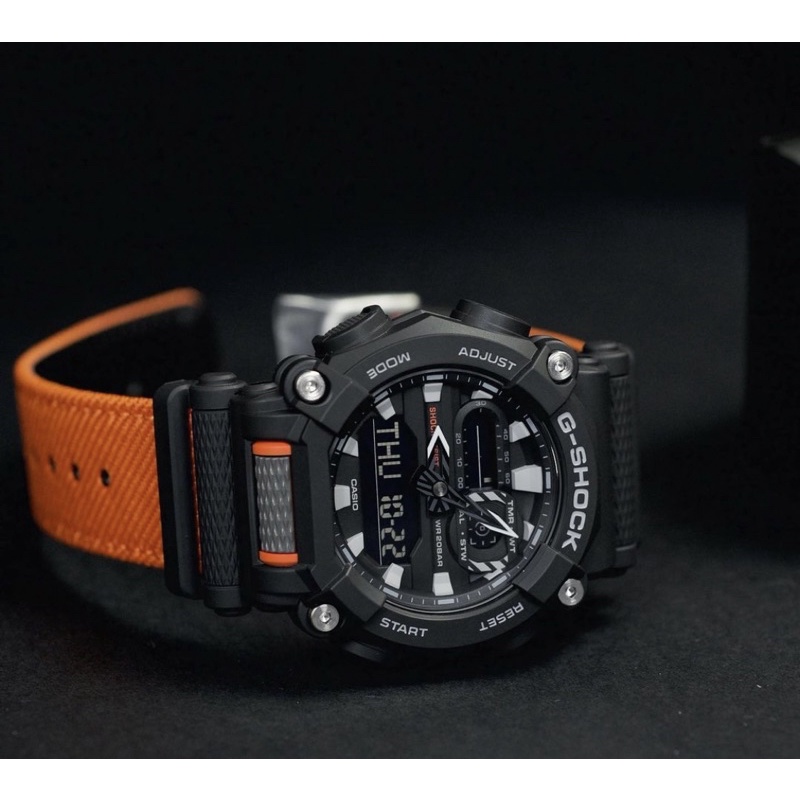 Đồng hồ nam Casio G-shock GA-900C-1A4 dây vải