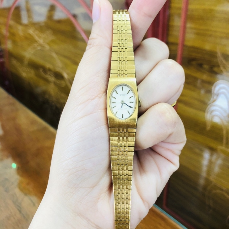 Đồng hồ nữ si nhật cơ cót lên dây thuỵ sĩ hiệu Tissot , dây khoá núm zin ( không chạy pin)