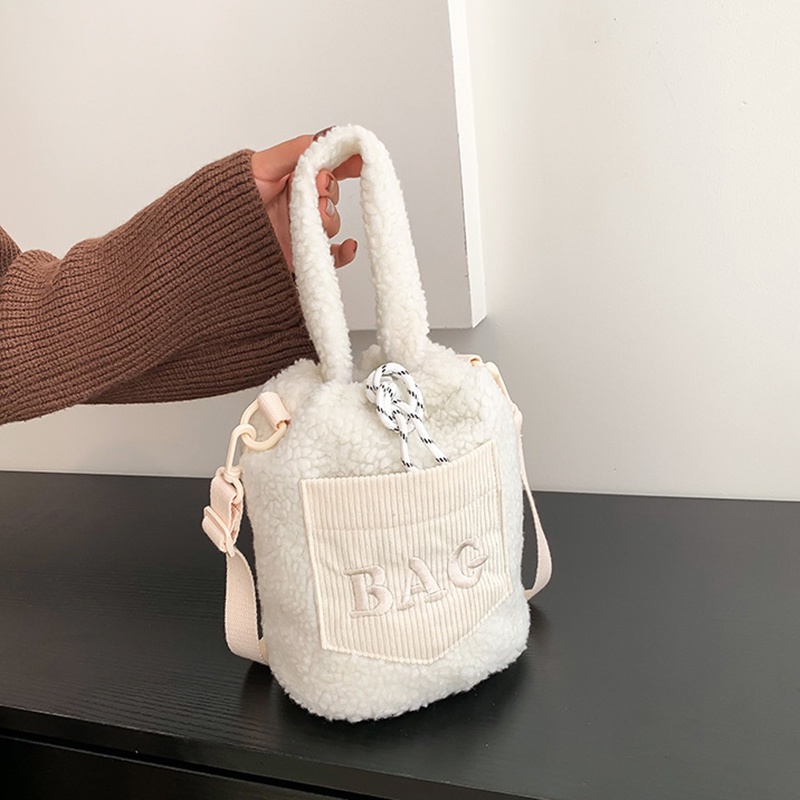 Túi Đeo Chéo Vai Bằng Vải Bông Họa Tiết Chữ Thời Trang Dễ Phối Đồ Cho Nữ