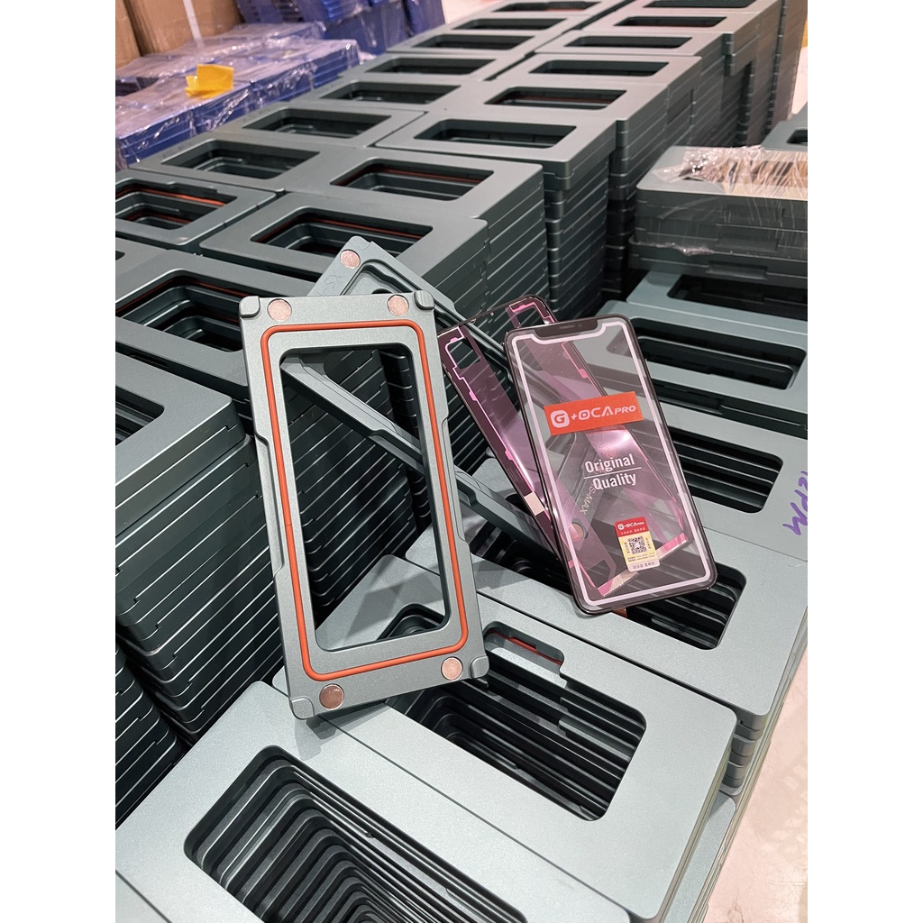 Khuôn nam châm vào ron kính cố định