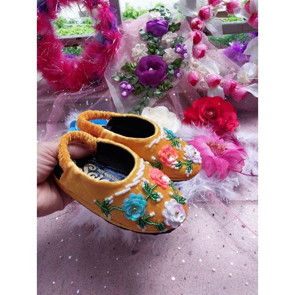 HÀI NHUNG KẾT HOA DÀNH CHO BÉ GÁI