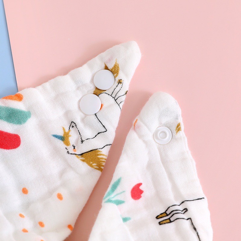 Set 5 yếm Manny  6 lớp có 2  cúc bấm cho bé mềm mại nhiều hoạ tiết cho bé trai và bé gái