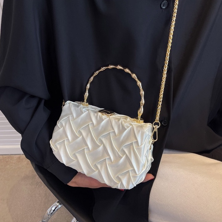 Túi Đeo Chéo Nữ Thời Trang Sang Trọng