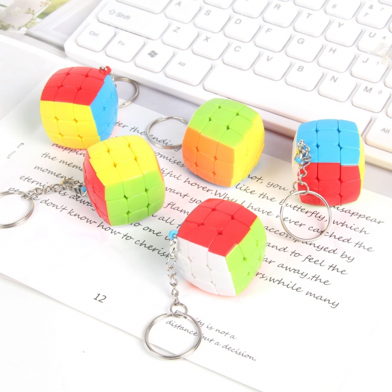 Đồ Chơi Khối Rubik 3x3 Mini Nhiều Màu Sắc Dạng Móc Khóa Giáo Dục Cho Bé Trai / Gái