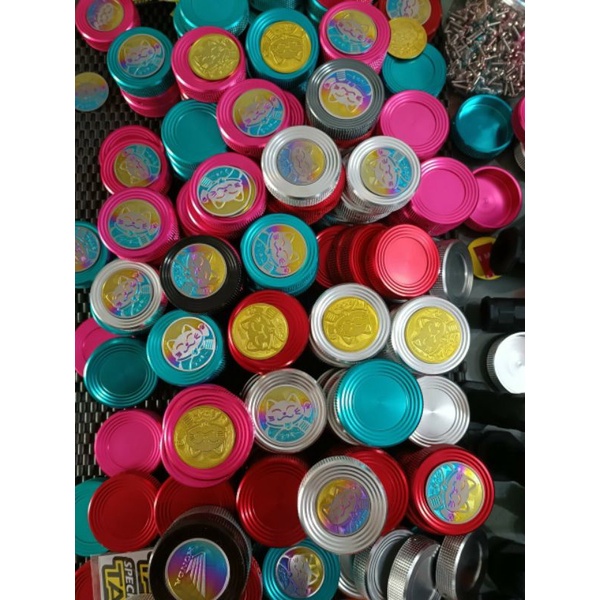 Nắp bình xăng mèo thần tài đủ màu gắn mọi dòng xe