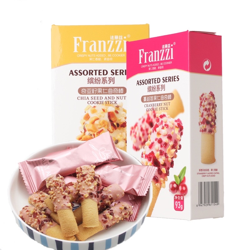 Bánh Franzzi Cookie Stick vị Sữa chua mix hạnh nhân, hạt Chia hộp 93g