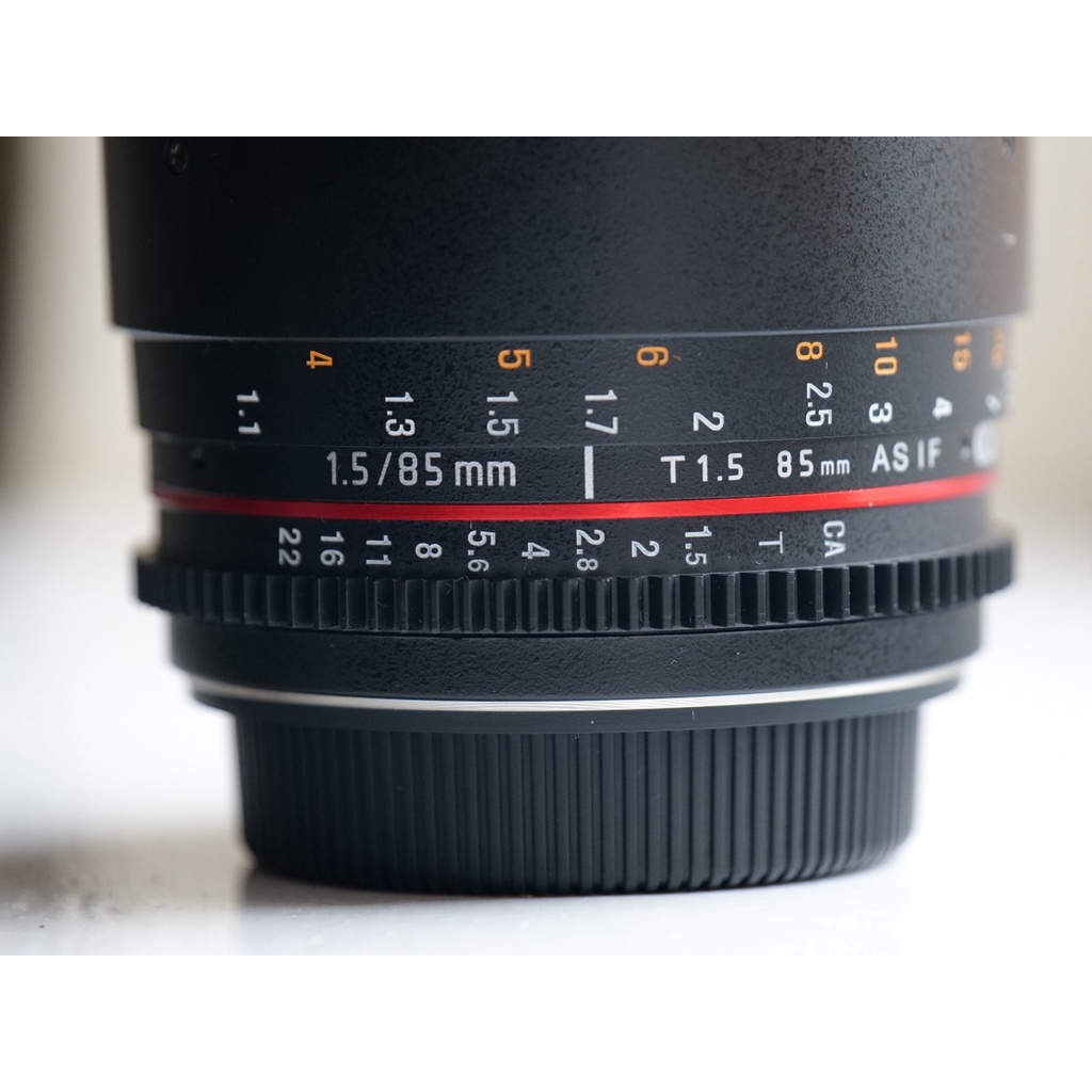 Ống kính Samyang 85mm T1.5 AS IF UMC II Cine Lens For Canon EF - Mới 98%