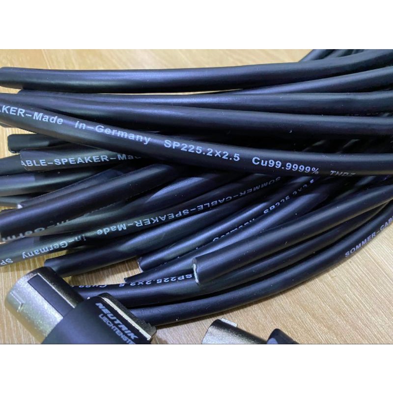 Thanh panel bắt sẵn Jack loa gắn tủ máy .Thanh panel 12lỗ