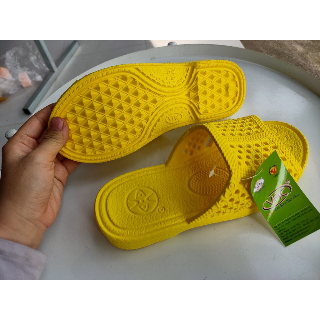 Dép tổ ong siêu nhẹ cho bé đủ màu VAC from rộng siêu bền