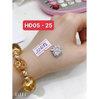 Charm nail gắn móng tay