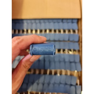 Tụ bếp từ 5uf Màu xanh hàng CG hàng mới chất lượng rất tốt