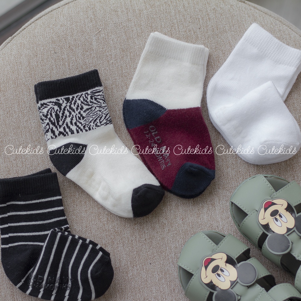 Tất Xuất xin old Nany bé trai bé gái có Size cho bé 6m - 5T