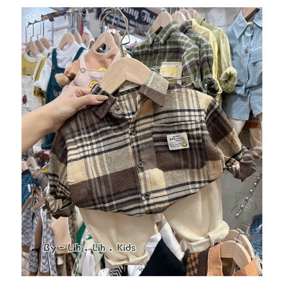 (Ảnh thật shop chụp) Set áo sơ mi dài tay kẻ ca rô kèm quần kaki trắng thời trang cho bé trai