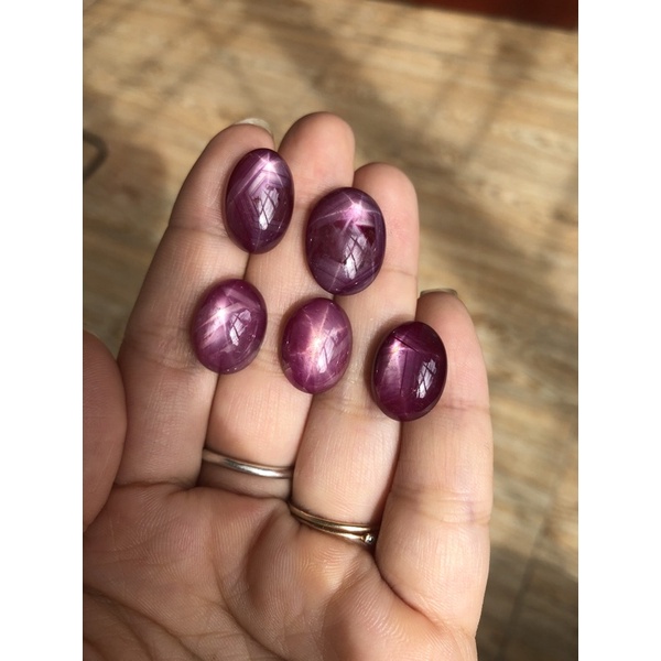 Đá đỏ VIP sao gắn nhẫn, dây chuyền, kết bộ