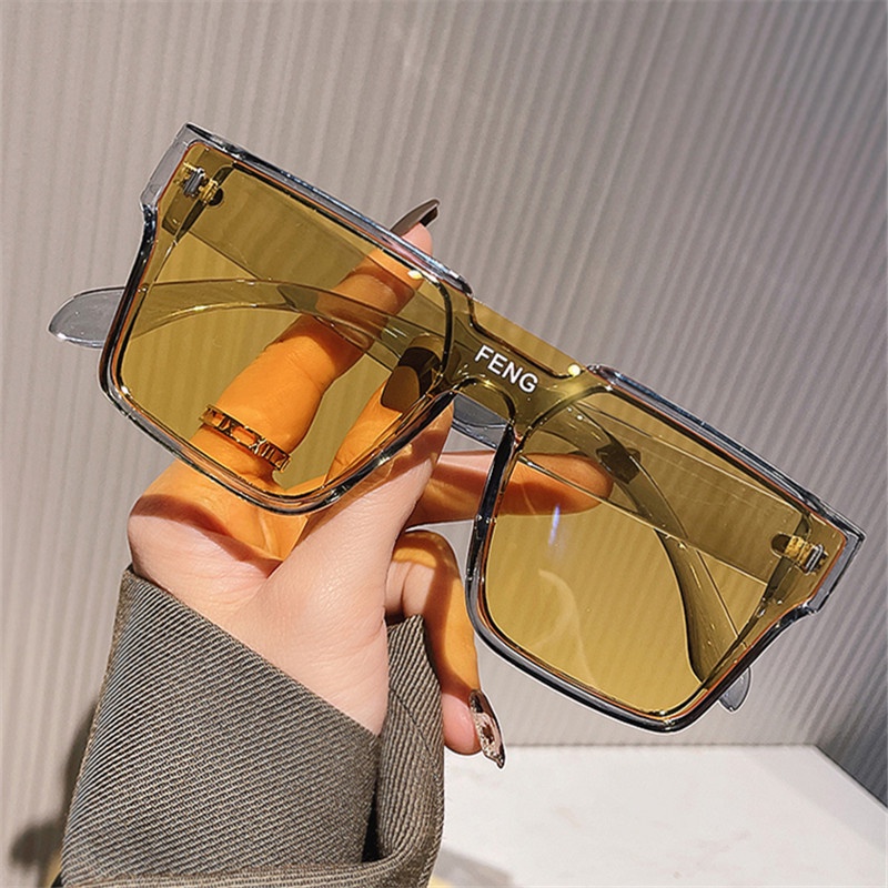 Kính Mát Tích Hợp Chống Tia UV Kiểu Dáng Mới