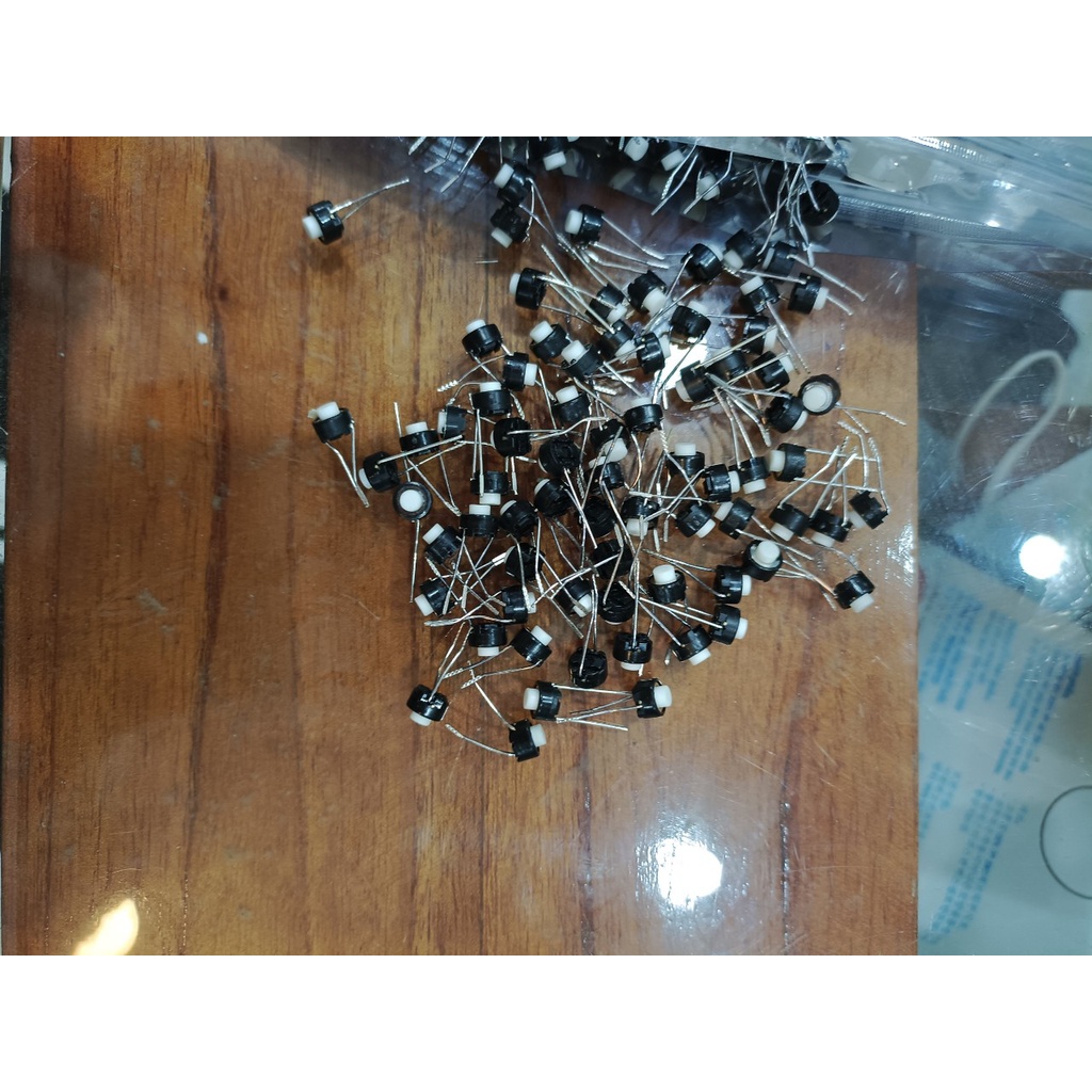 (10 cái) Nút nhấn 2 chân tròn trắng