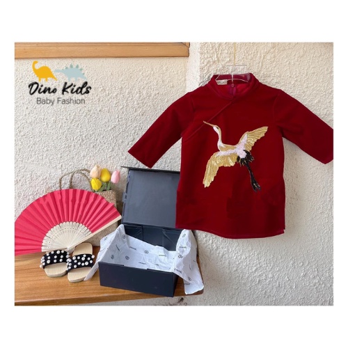 Áo dài bé trai, áo dài cách tân chất nhung lì thêu hình chim hạc cho bé