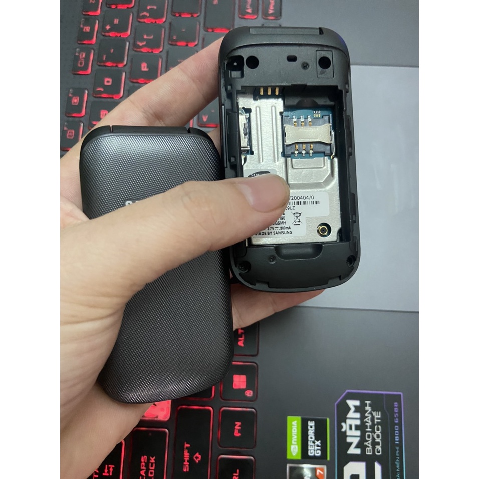 Điện Thoại Samsung 1195 nắp gập Siêu Nhỏ Gọn Loa Lớn - Bảo Hành 12 Tháng