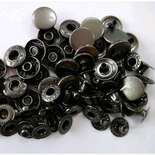 Nút bấm 4 chi tiết (50 bộ)