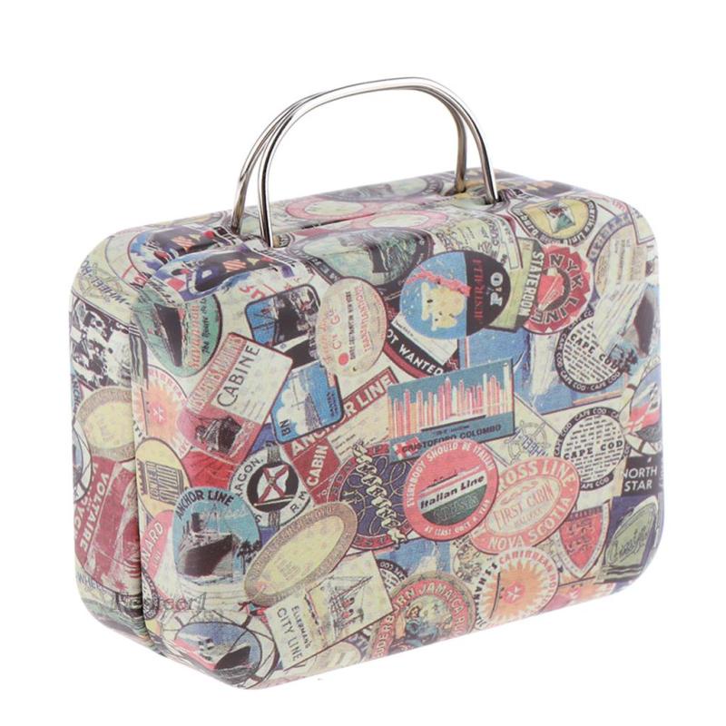 Mô Hình Va Li Bằng Sắt 1 / 6 Dùng Trang Trí Nhà Búp Bê