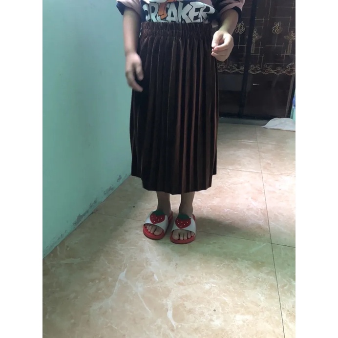 Chân Váy Nhung Dài Xếp Ly Kiểu Công Chúa Thời Trang Thu Đông Cho Bé Gái