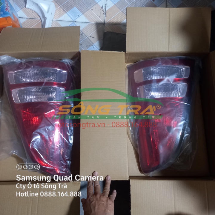 ĐÈN HẬU TOYOTA INNOVA 2006 - 2008. ĐÈN LÁI SAU INNOVA. VUI LÒNG CHỌN VẾ