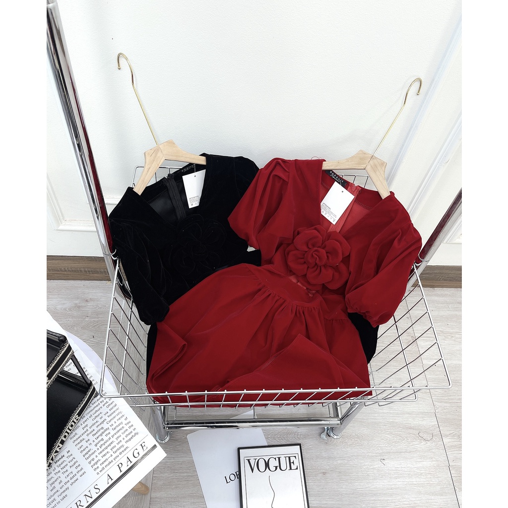 ĐẦM NHUNG TAY PHỒNG XOẮN NGỰC ĐÍNH HOA 2M