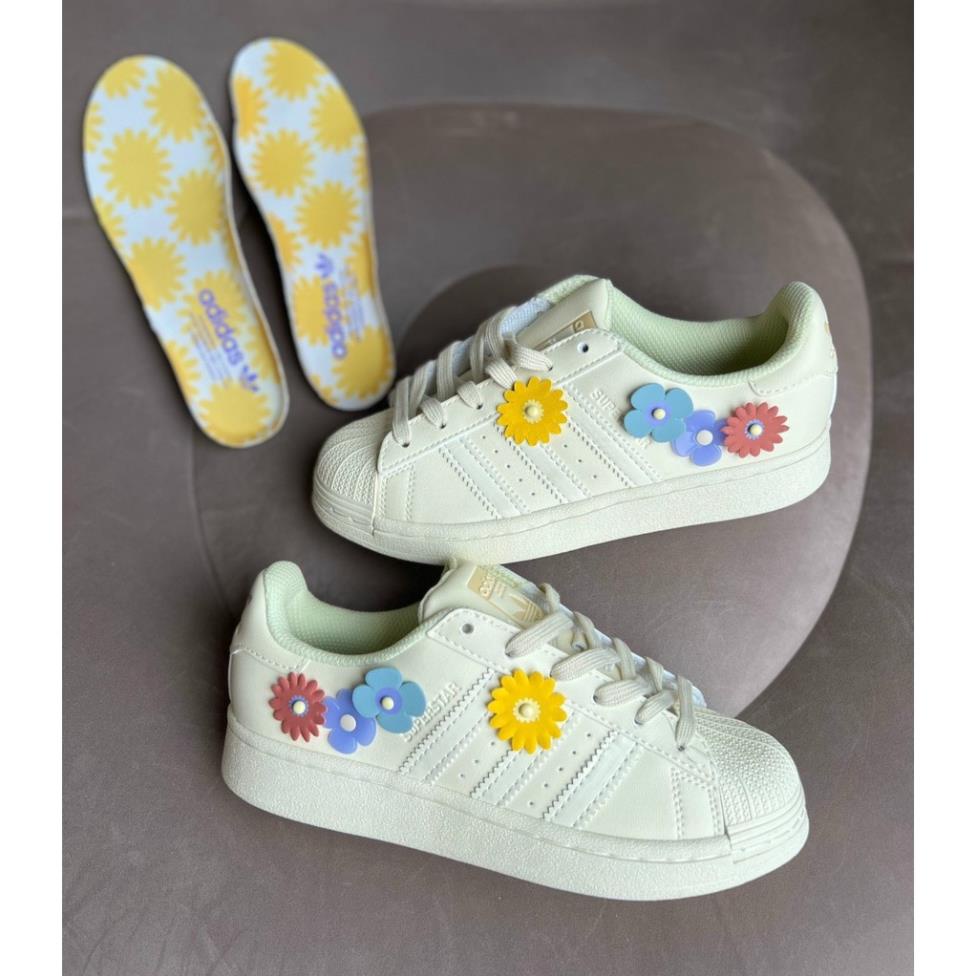 Giày thể thao adidas superstar sò hoa trắng bản mới 2022