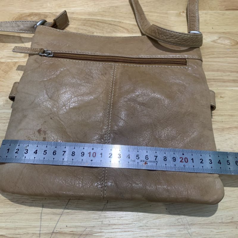 Túi đeo chéo nam nữ da mộc secondhand  18201122