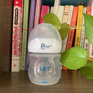 Philips Avent bình sữa mô phỏng tự nhiên 125ml cho bé từ 0 tháng SCF690/13