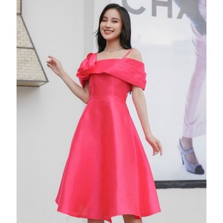 ĐẦM XÒE TRỄ VAI ĐÍNH HOA HỒNG CAO CẤP TẶNG KÈM HOA TAI THỜI TRANG