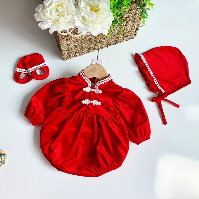 Body Nhung Đỏ Cổ Tàu NHÍM XÙ KIDS Cho Bé Gái Sơ Sinh, Đầy Tháng, Thôi Nôi Chất Nhung The Mềm Mịn B045