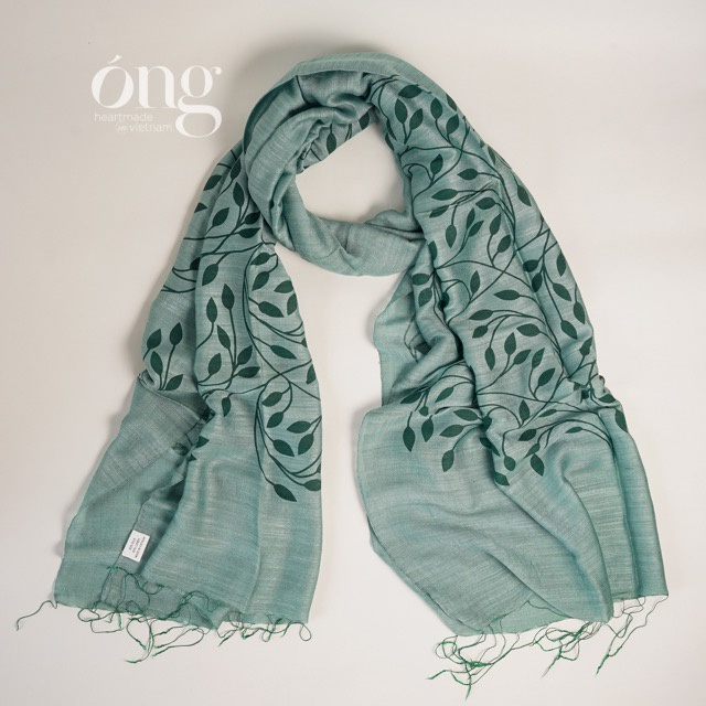 Khăn lụa, Khăn tơ tằm dệt tại Việt Nam, nhuộm màu An toàn, thương hiệu Óng silk,  Mã K33I