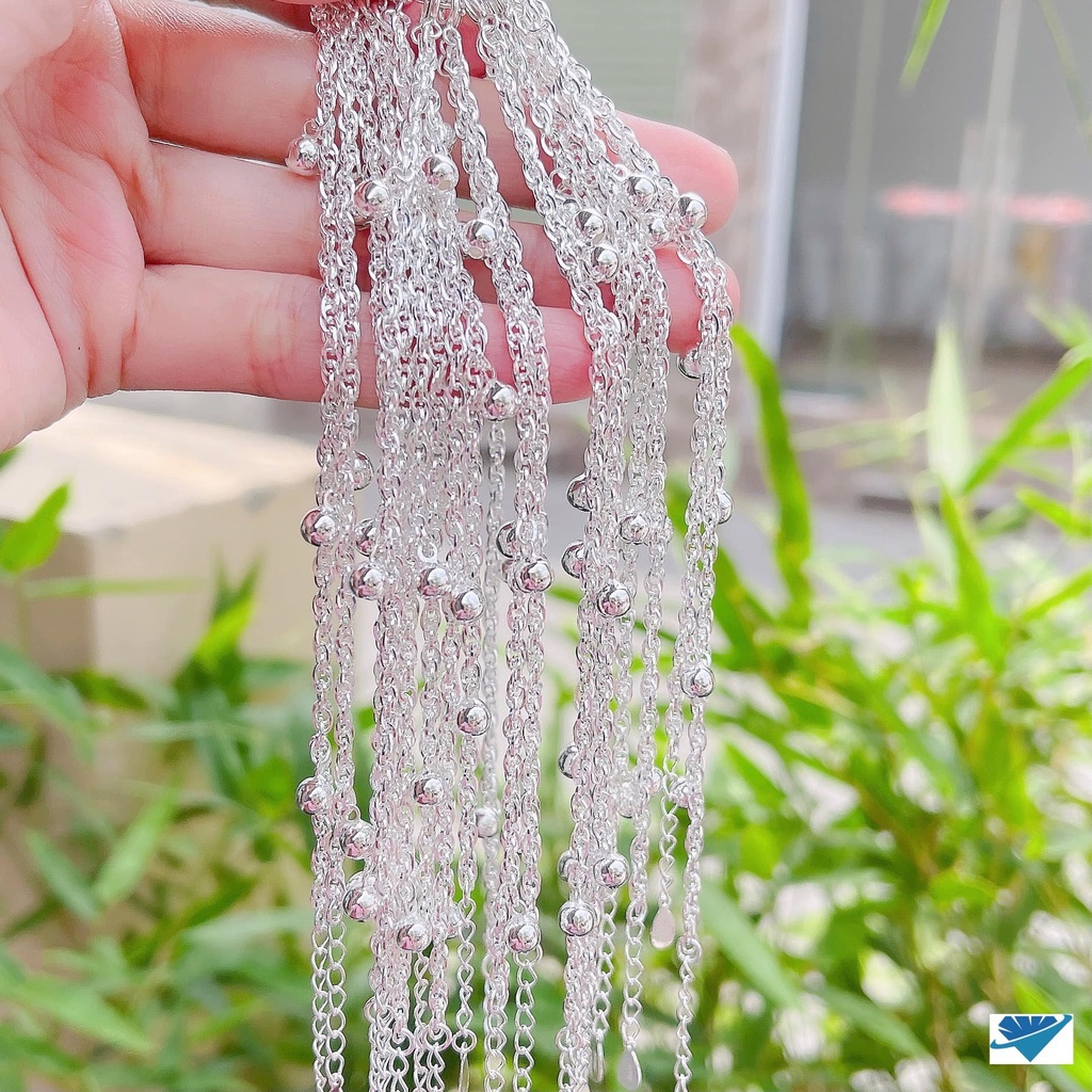 Lắc tay lắc chân bạc ta trẻ em