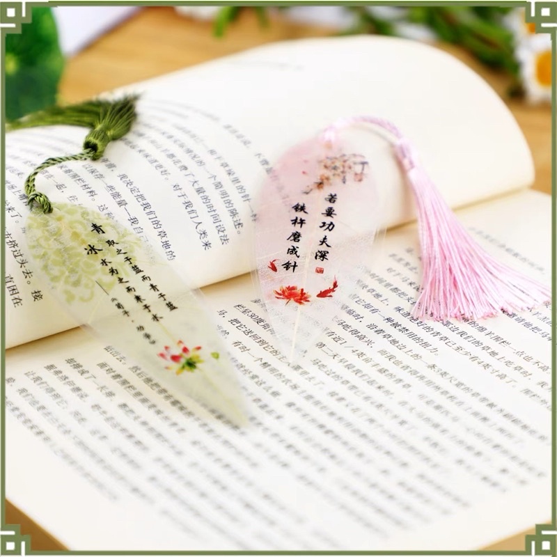 Bookmark gân lá phong cách cổ trang - dây tuyến