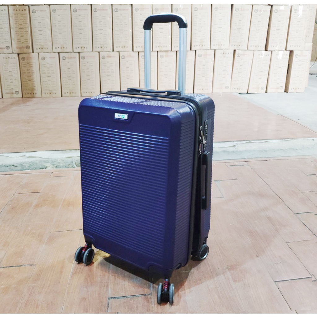 Vali size 22inch chính hãng TRIP P808 bảo hành 5 năm