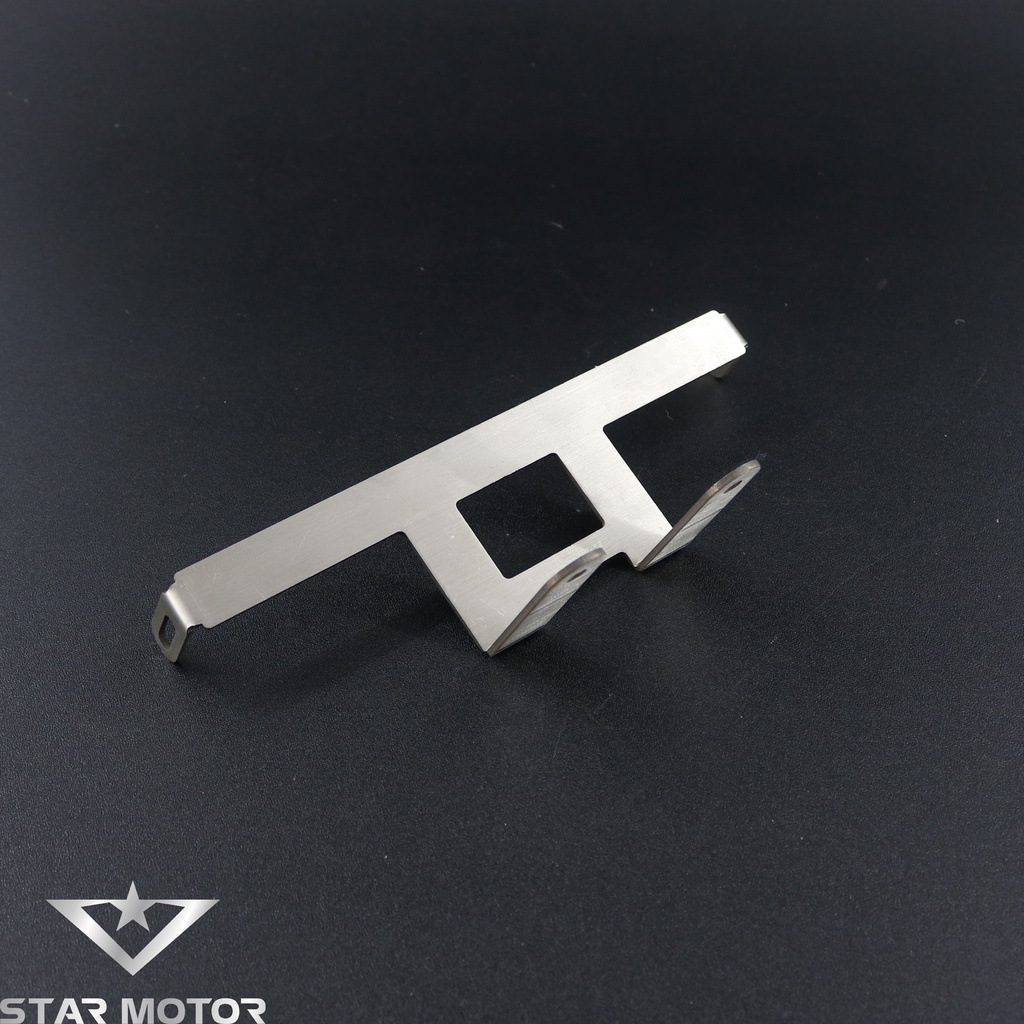 Pát trợ sáng Mini xe R15v3-gắn dưới mặt nạ