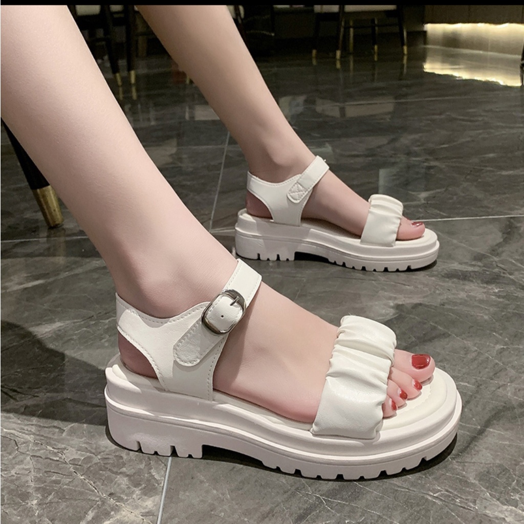 SANDAN BÁNH MÌ QUAI NHÚN 5p 2 MÀU TRẮNG ĐEN