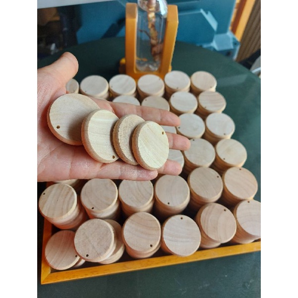 Móc khóa gỗ khắc laser đường kính 4.1cm, dày 7mm, phôi móc khóa không khoen gỗ tự nhiên