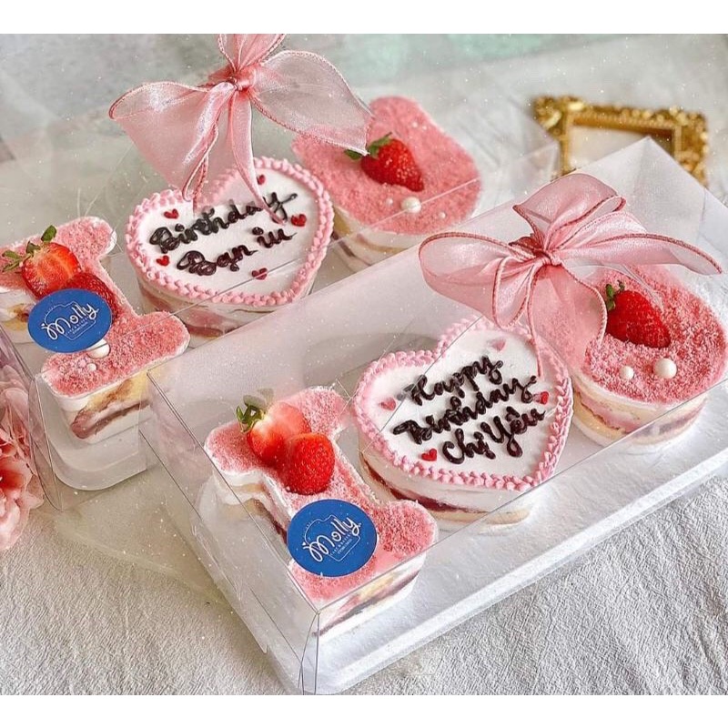 Set hộp chữ I LOVE U, LOVE đựng bánh kem , đựng tiramisu , bánh mousse