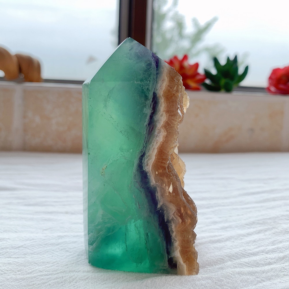 1 Đá Fluorite Tự Nhiên Hình Tháp Màu Cầu Vồng Dùng Trang Trí