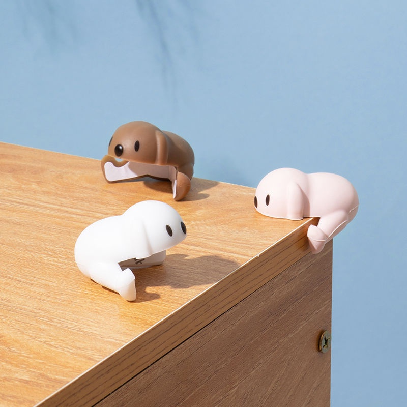 Miếng Silicon Bọc Góc Bàn / Tủ Lạnh / Đồ Nội Thất Bảo Vệ An Toàn Cho Bé Hình Chú Chó Hoạt Hình Mới